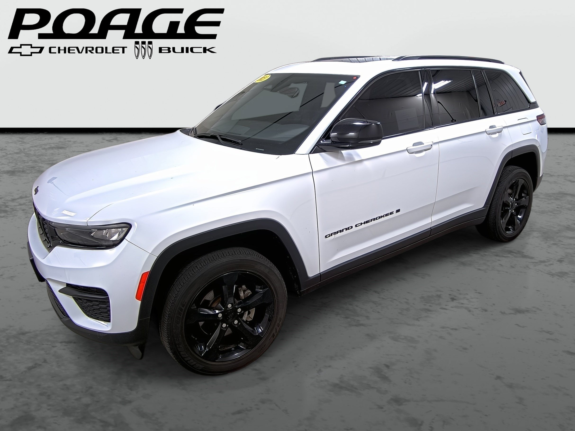 Used 2023 Jeep Grand Cherokee Altitude