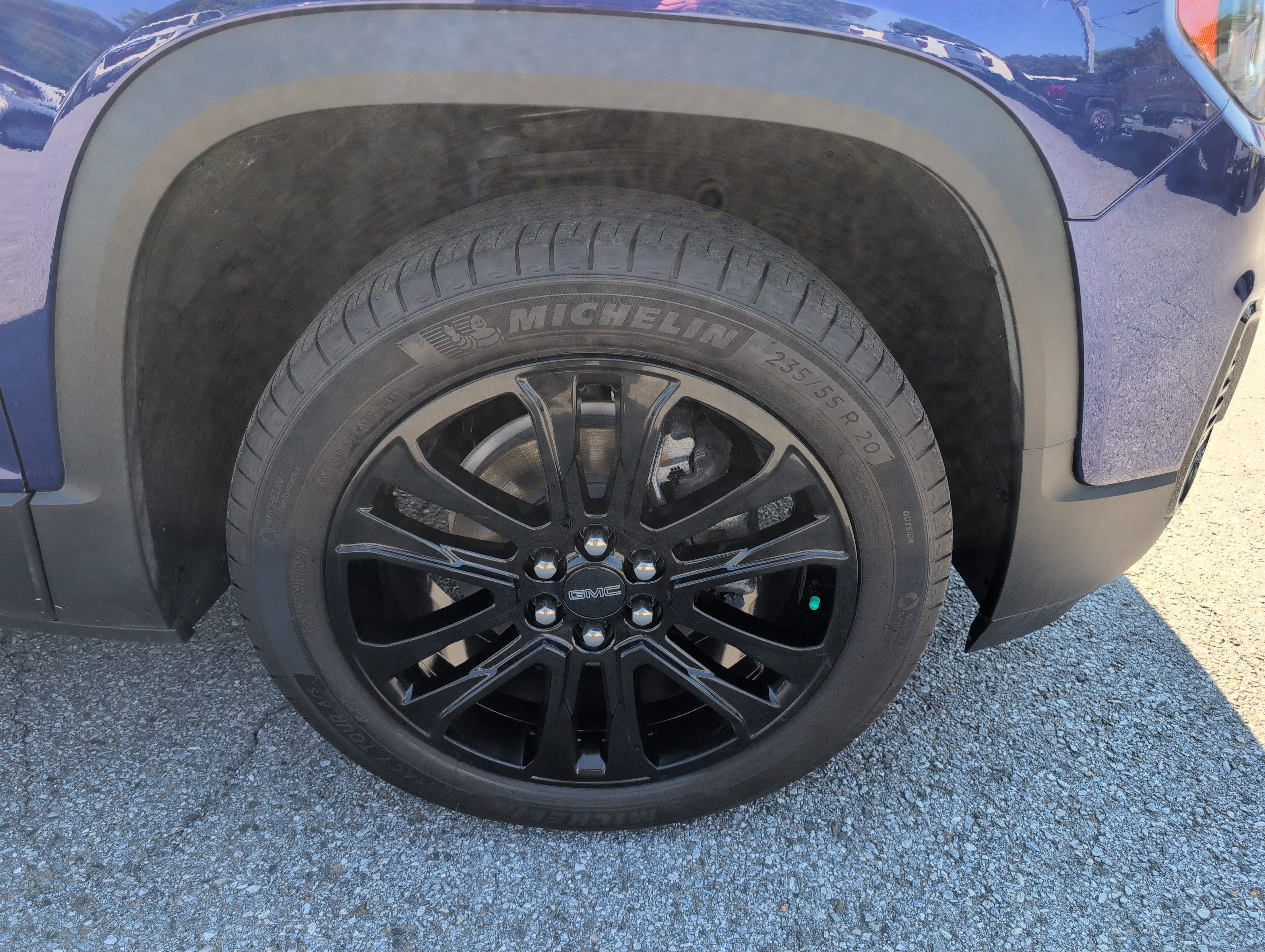 Used 2023 GMC Acadia SLT w/ Elevation Edition FWD image 12