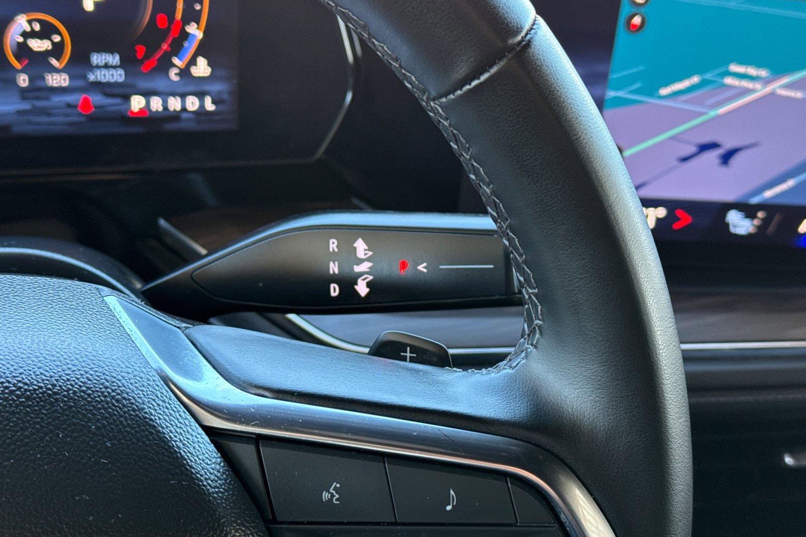 Used 2025 Chevrolet Tahoe Z71 image 35