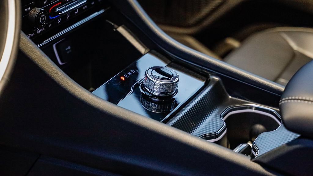 New 2025 Jeep Grand Cherokee L Limited w/ Black Appearance Package image 21