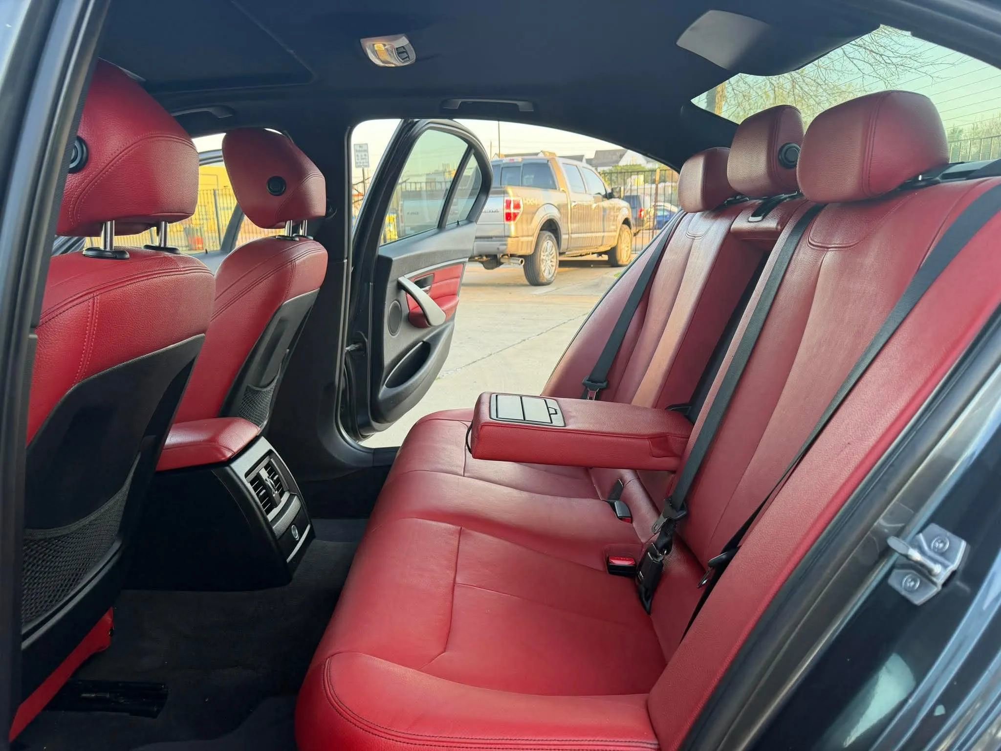 Used 2015 BMW 328i Sedan RWD image 19
