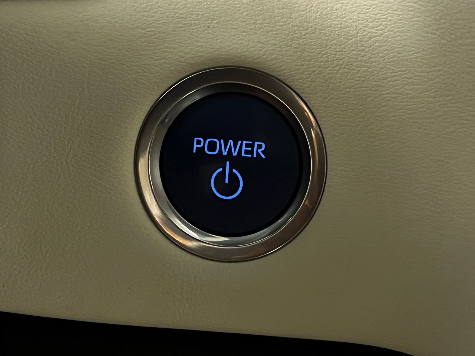 Used 2024 Toyota Tundra Capstone AWD/4WD image 23