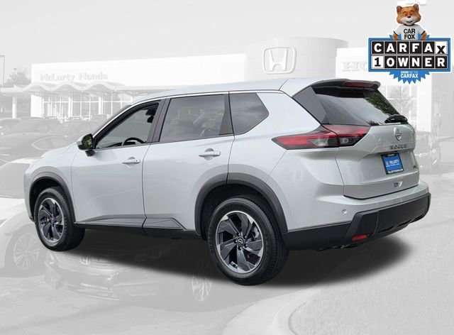 Used 2024 Nissan Rogue SV FWD image 3