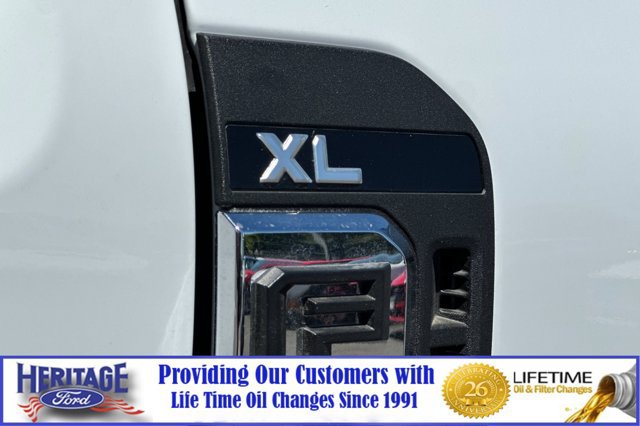 New 2024 Ford F450 XL w/ XL Chrome Package RWD image 23