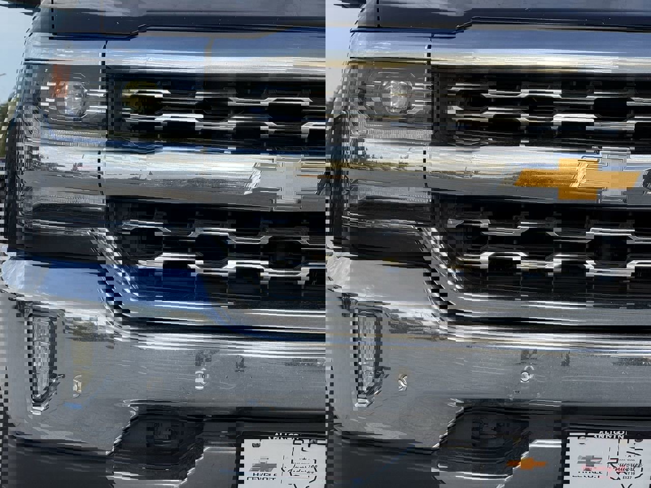 Used 2018 Chevrolet Silverado 1500 LTZ w/ Texas Edition image 8