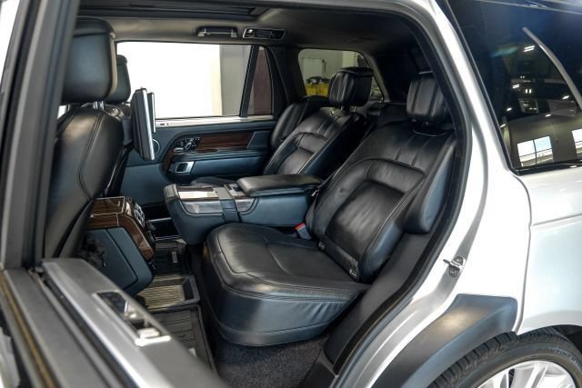 Used 2018 Land Rover Range Rover Long Wheelbase Autobiography AWD/4WD image 49