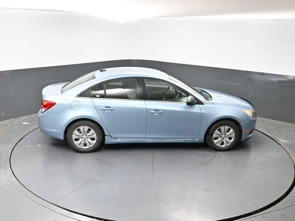 Used 2012 Chevrolet Cruze LS FWD image 36