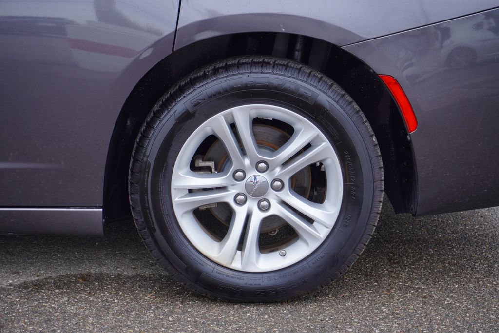 Used 2022 Dodge Charger SXT w/ Leather Interior Group image 11