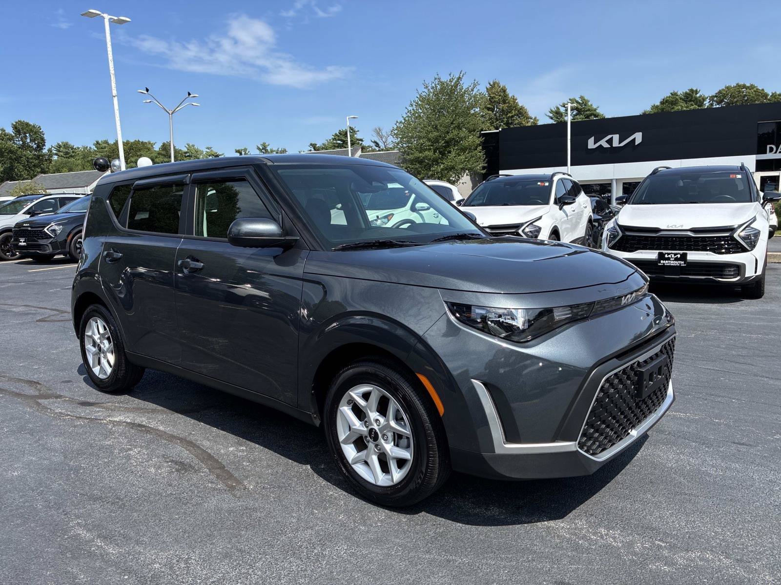 Used 2025 Kia Soul S FWD image 3