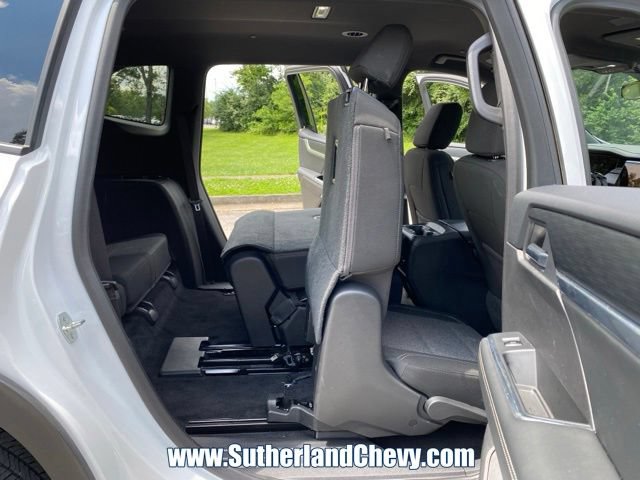 Used 2025 GMC Acadia Elevation FWD image 41