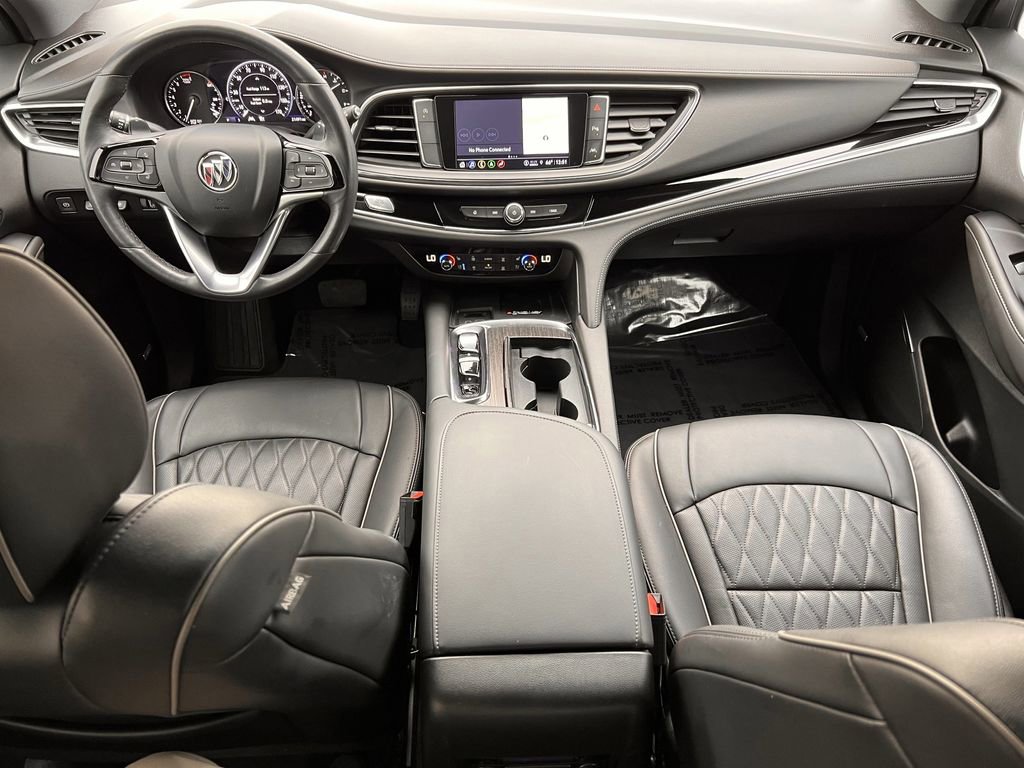 Used 2023 Buick Enclave Avenir image 12