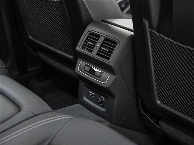 Used 2023 Audi Q5 2.0T Premium w/ Convenience Package image 18