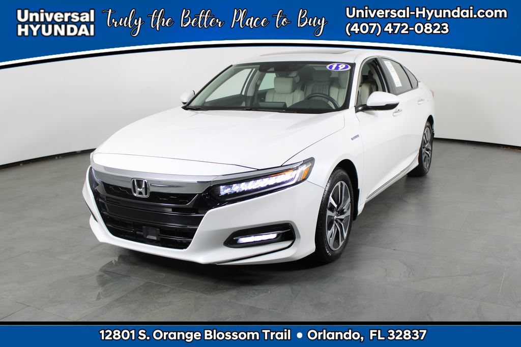 Used 2019 Honda Accord Touring image 1
