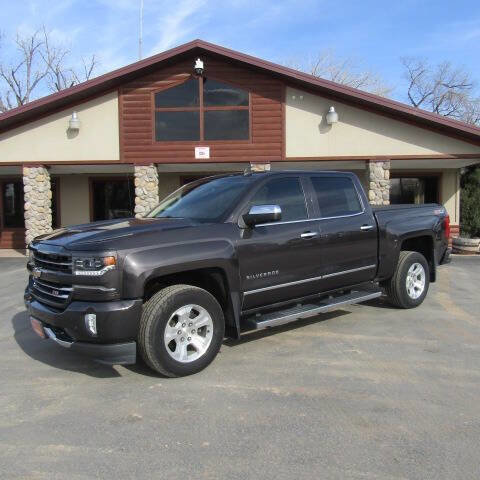 Used 2016 Chevrolet Silverado 1500 LTZ Z71 w/ LTZ Plus Package image 2