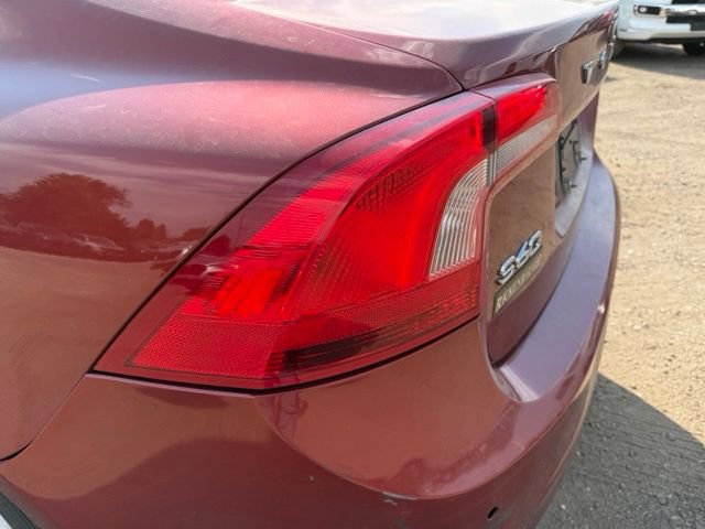Used 2015 Volvo S60 T5 Platinum w/ Climate Package AWD/4WD image 11
