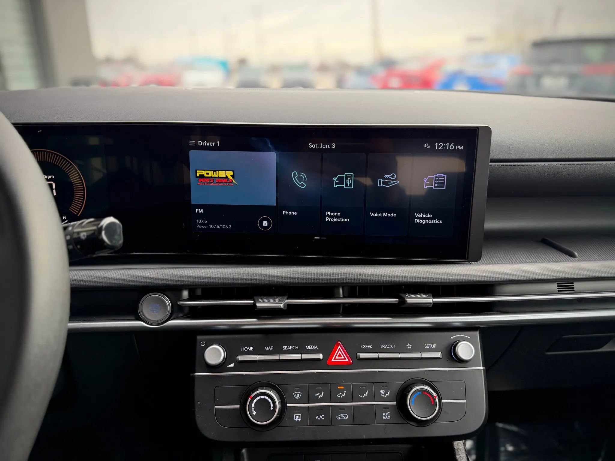 Used 2025 Hyundai Tucson SE image 14