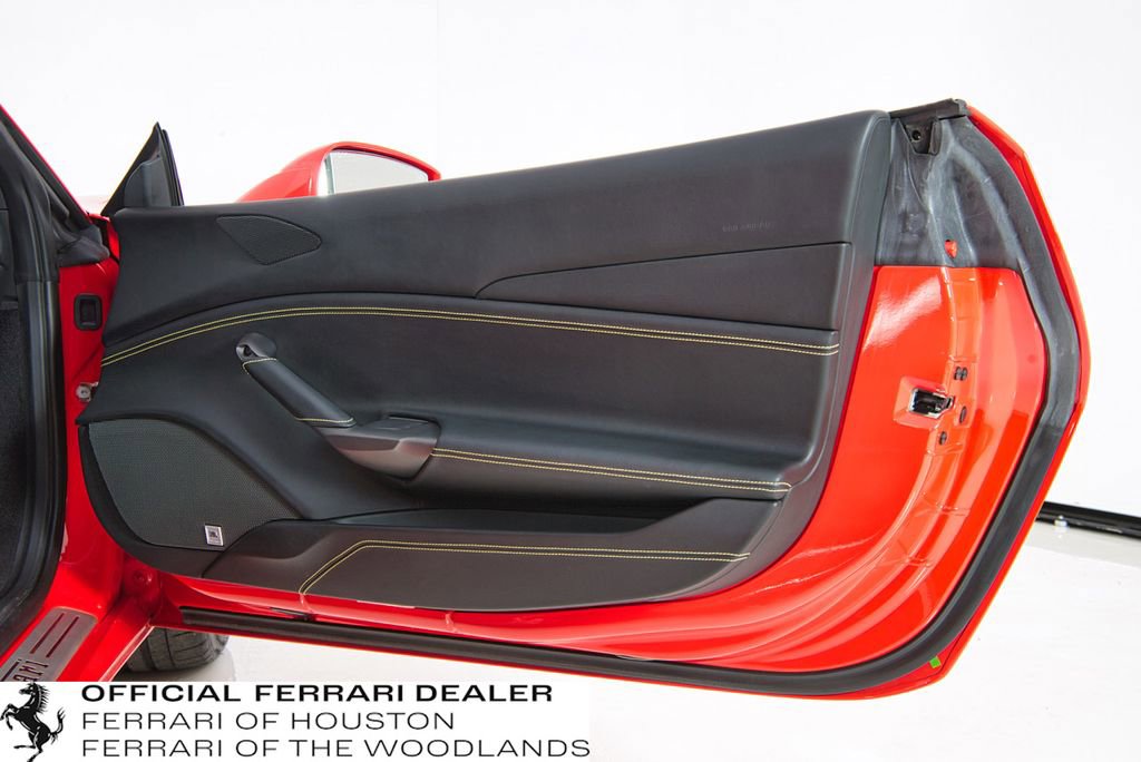 Used 2019 Ferrari 488 Spider image 23