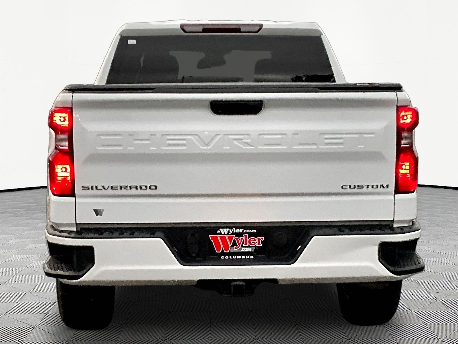 Used 2022 Chevrolet Silverado 1500 Custom AWD/4WD image 5