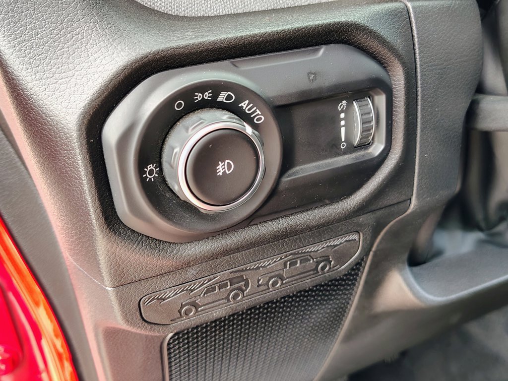 Used 2025 Jeep Wrangler Unlimited Sport AWD/4WD image 27