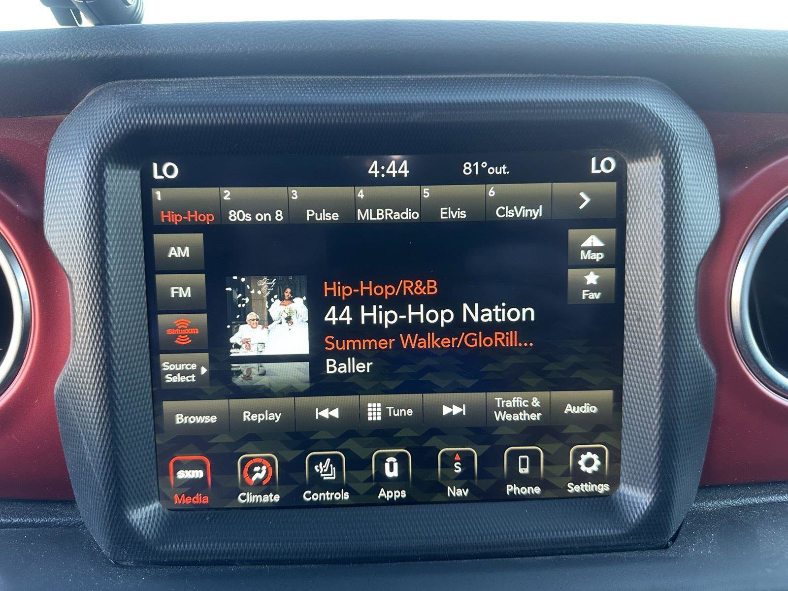 Used 2023 Jeep Wrangler Unlimited Rubicon w/ Cold Weather Group image 17