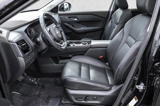 Used 2022 Nissan Rogue SL w/ SL Premium Package image 12