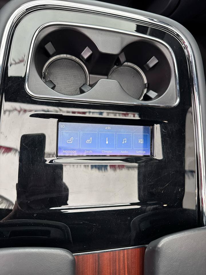 Used 2023 Lincoln Navigator Reserve AWD/4WD image 35