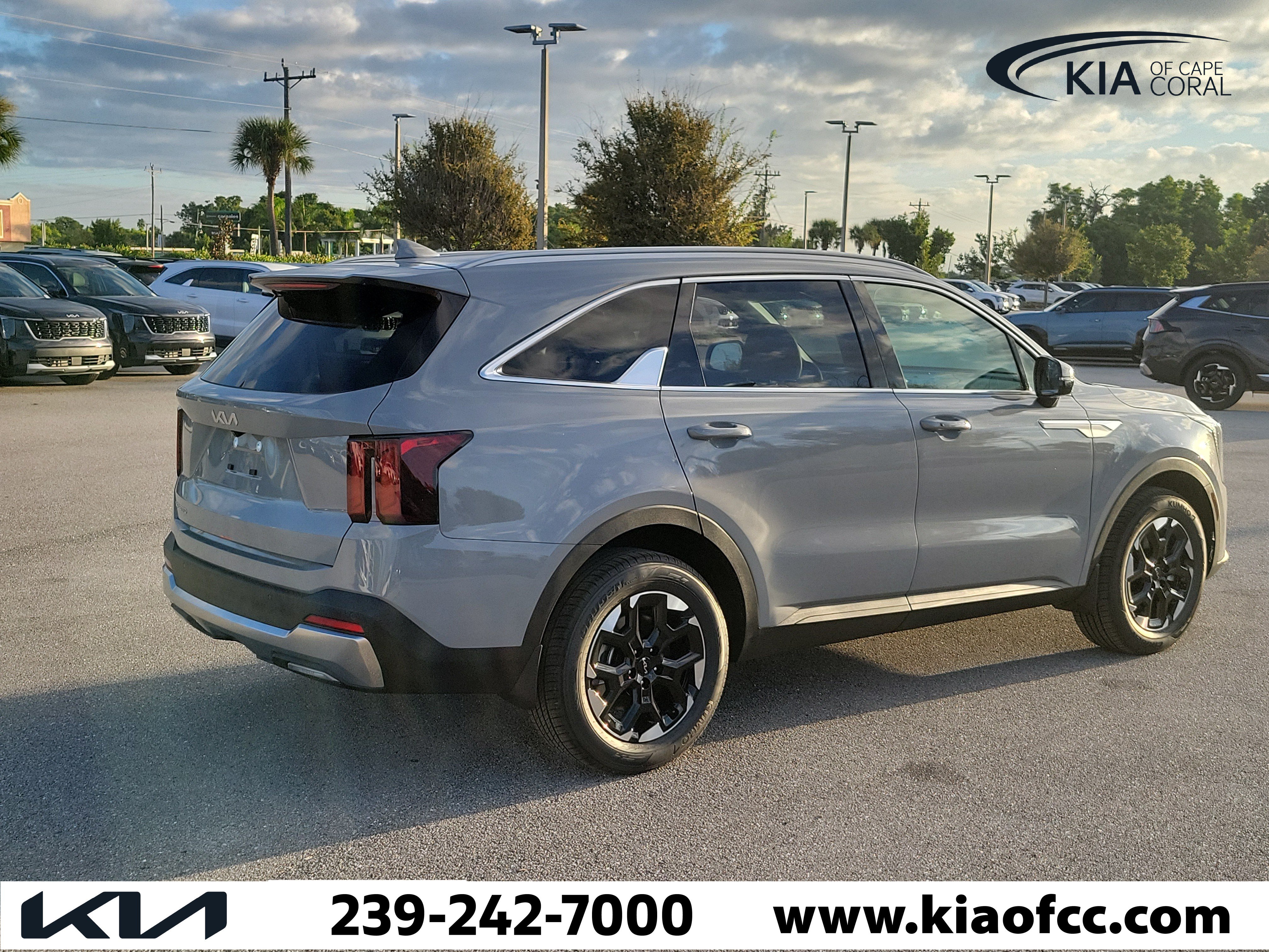 New 2026 Kia Sorento S FWD image 6