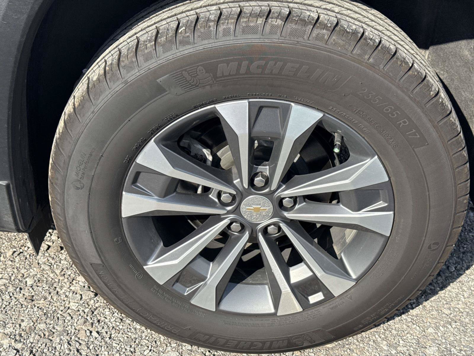 Used 2026 Chevrolet Equinox LT AWD/4WD image 6