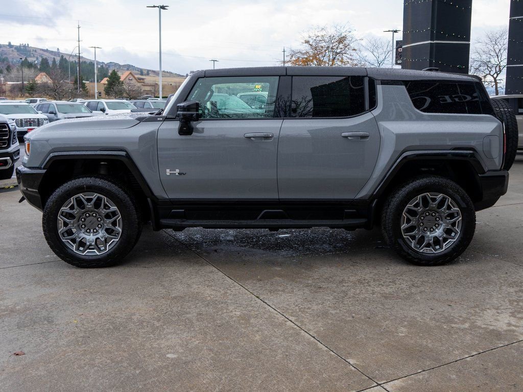 New 2026 GMC Hummer EV SUV image 4