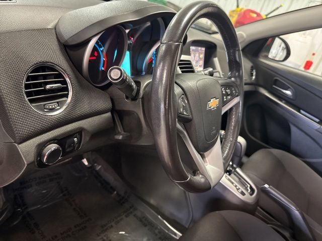 Used 2014 Chevrolet Cruze LT w/ All-Star Edition FWD image 39