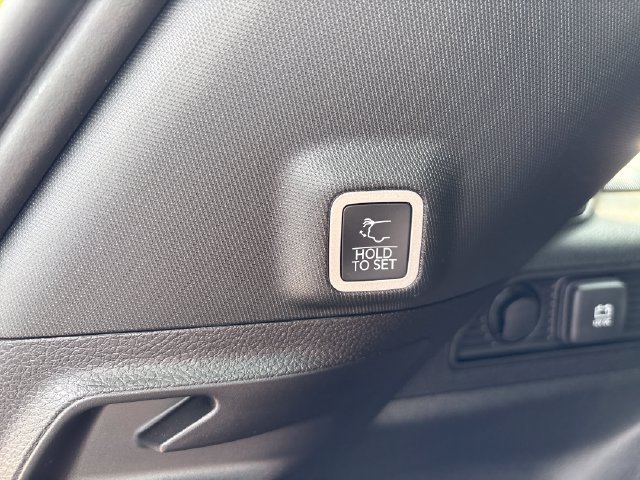 Used 2026 Jeep Grand Cherokee Limited AWD/4WD image 24