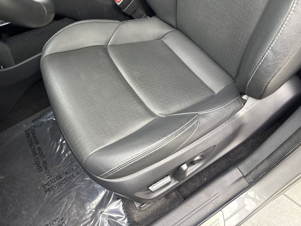 Used 2023 Toyota bZ4X Limited w/ Weather Package image 30