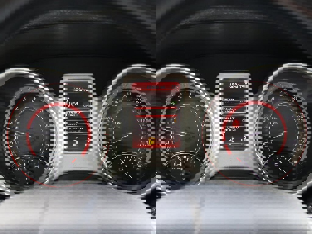 Used 2020 Dodge Journey SE w/ SE Popular Equipment Group image 30