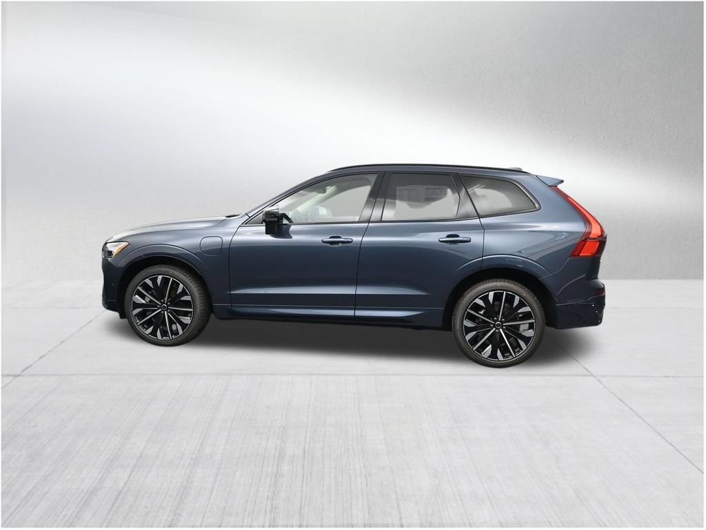 New 2026 Volvo XC60 T8 Ultra w/ Protection Package Premier AWD/4WD image 2