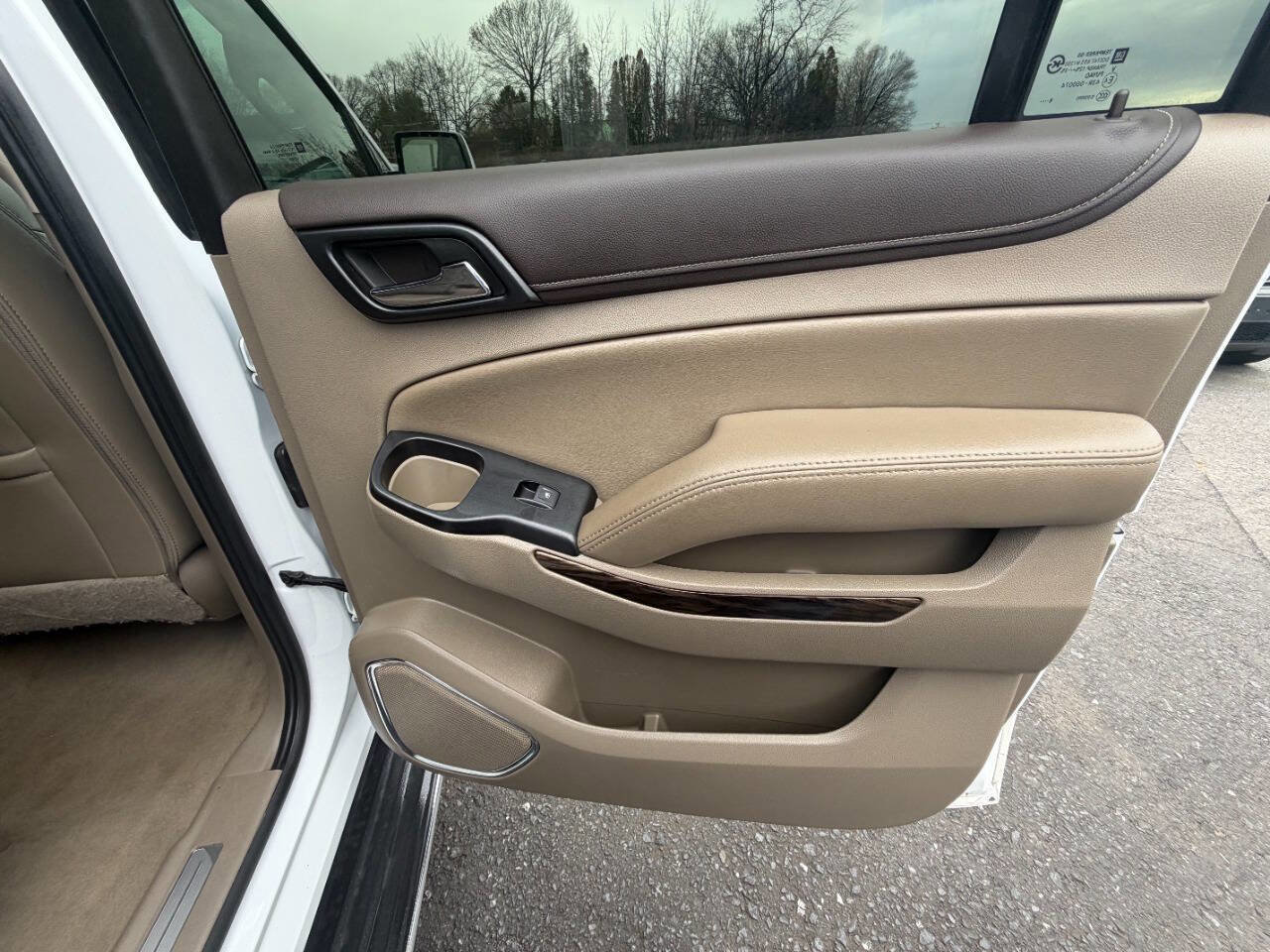 Used 2019 GMC Yukon XL SLT w/ Open Road Package image 46