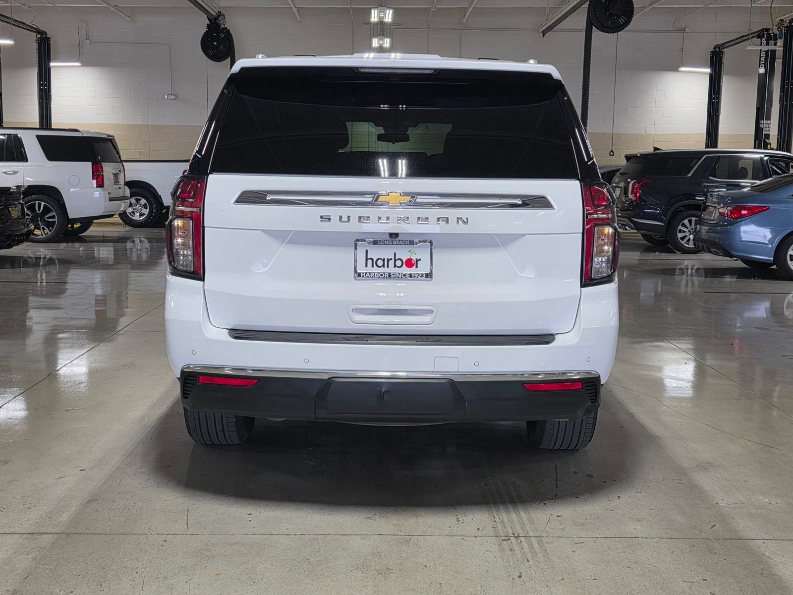 Used 2024 Chevrolet Suburban LS w/ Driver Alert Package AWD/4WD image 7