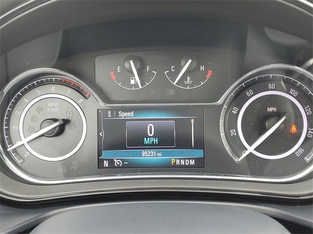 Used 2017 Buick Regal Sport Touring image 9