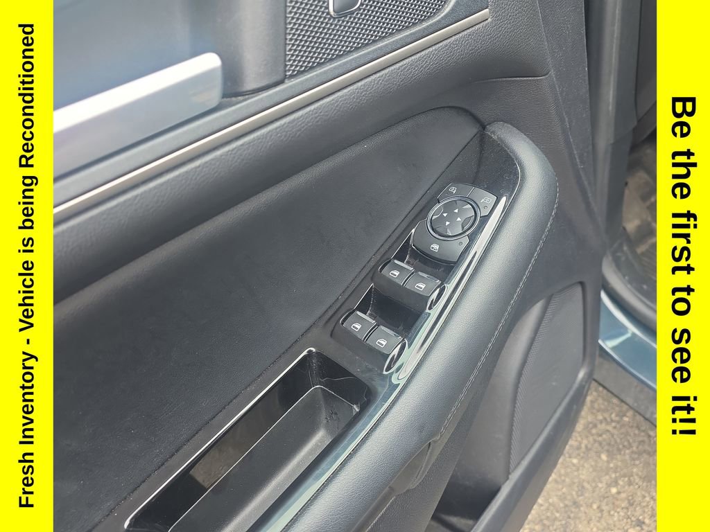 Used 2019 Ford Edge SEL w/ Equipment Group 201A AWD/4WD image 11