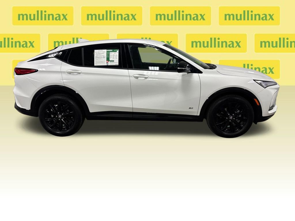 Used 2025 Buick Envista Sport Touring FWD image 20