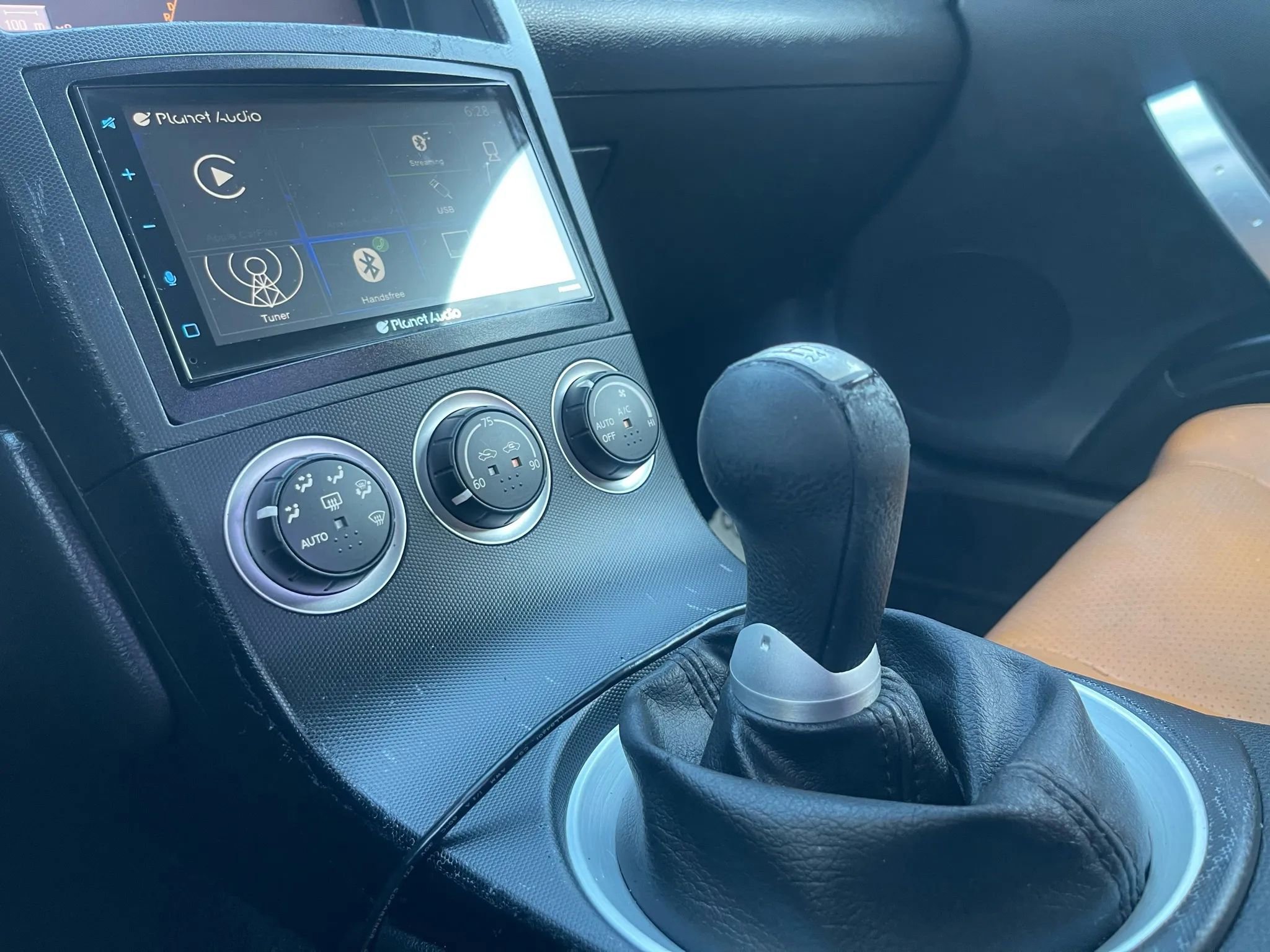 Used 2004 Nissan 350Z Touring image 19