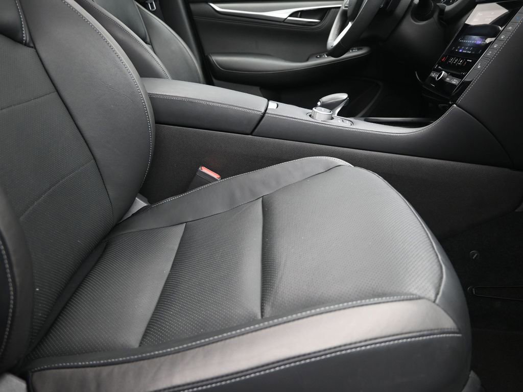 Used 2023 INFINITI QX55 Luxe w/ Cargo Package image 25