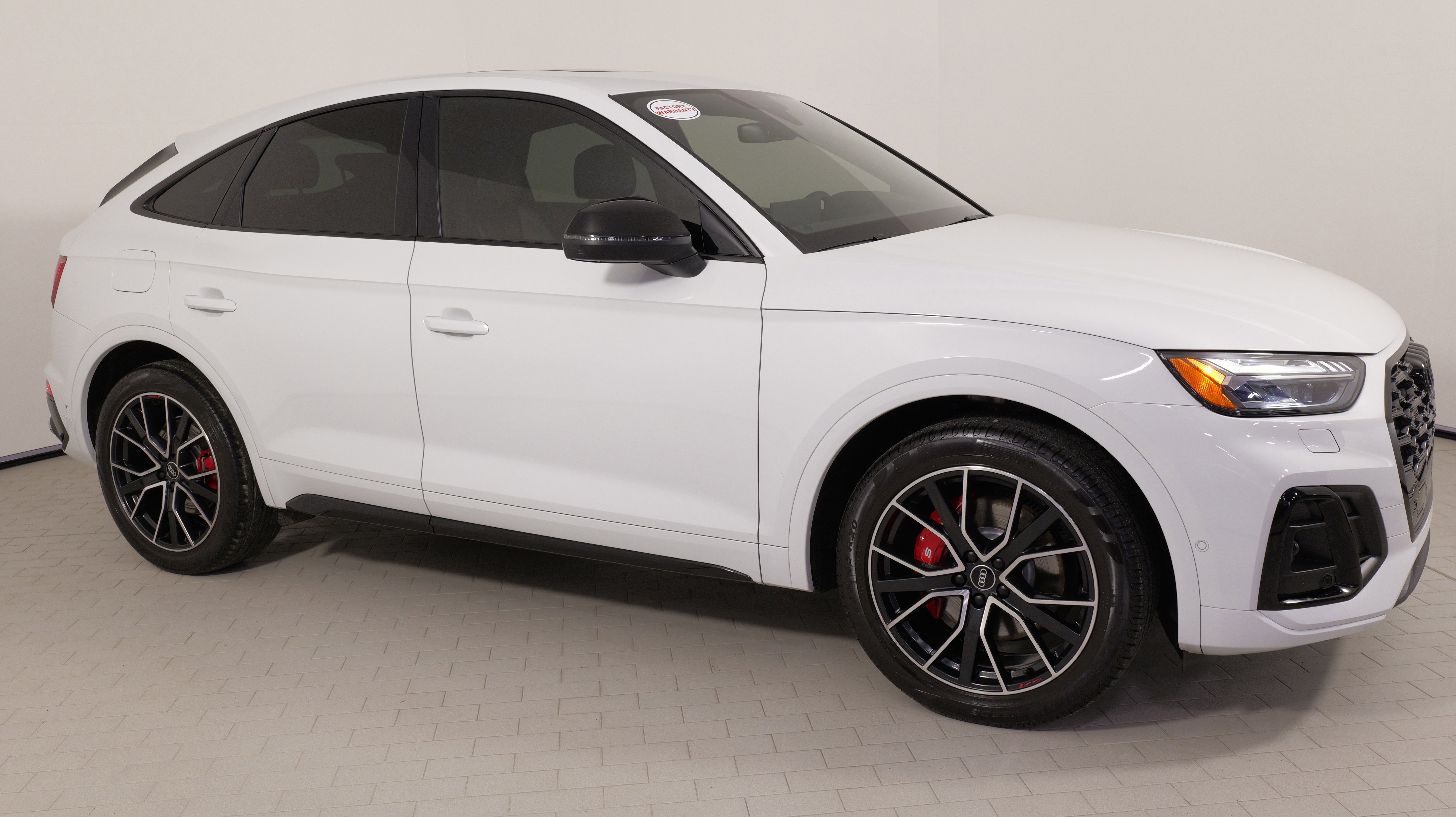 Used 2023 Audi SQ5 Prestige image 8
