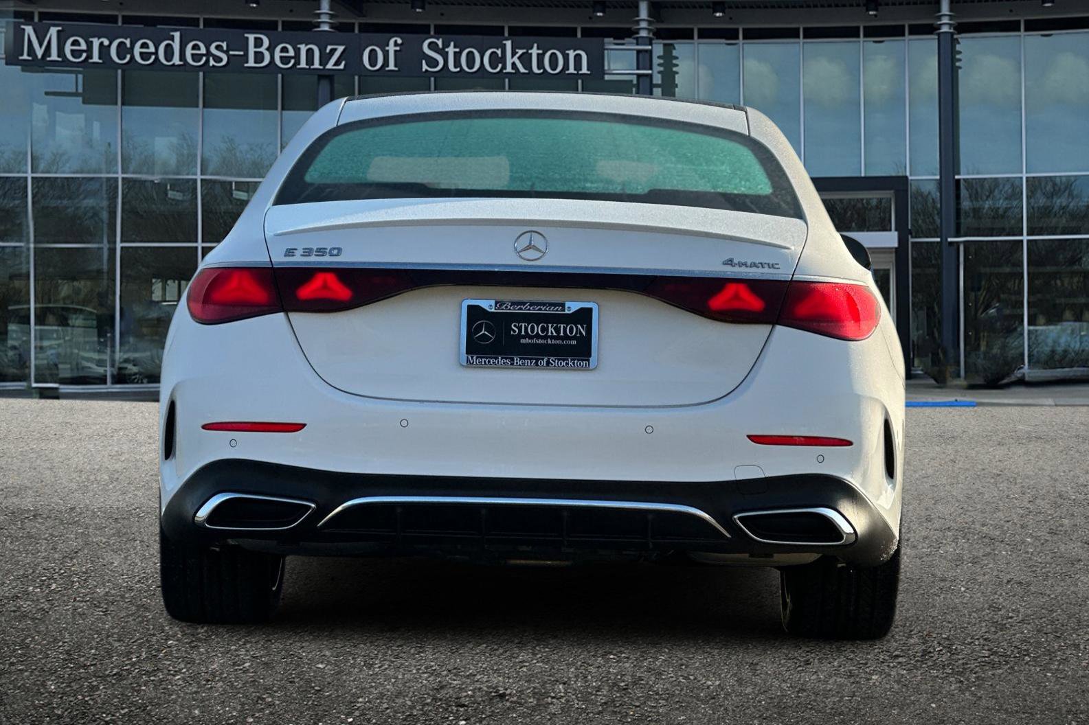 New 2026 Mercedes-Benz E 350 4MATIC Sedan image 5