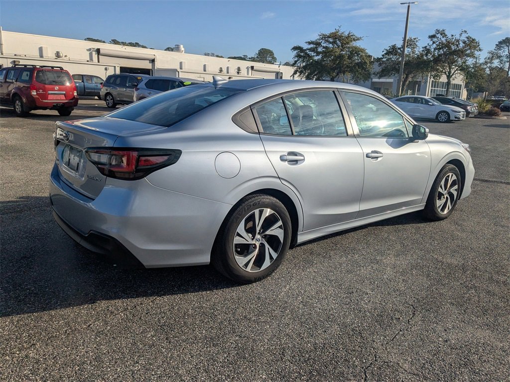 Used 2023 Subaru Legacy Premium image 4