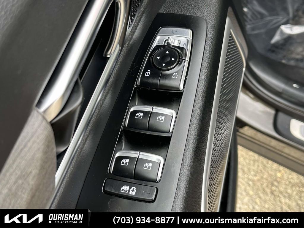 Used 2022 Kia Telluride EX w/ EX Premium Package image 14