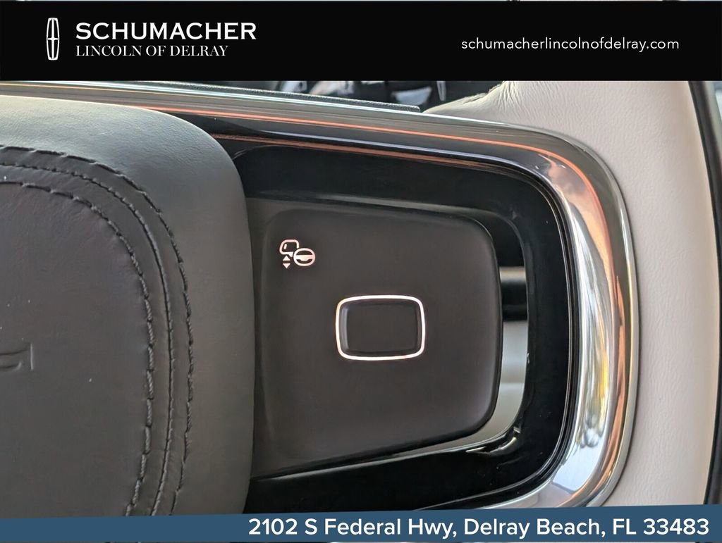 New 2026 Lincoln Navigator L Premier AWD/4WD image 19