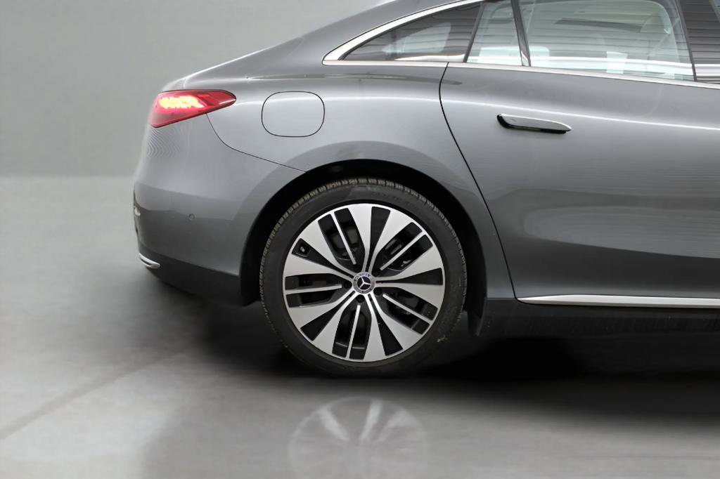 Used 2025 Mercedes-Benz EQE 350+ 4MATIC Sedan image 14