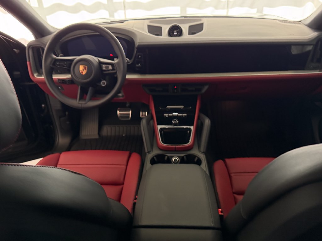 New 2026 Porsche Cayenne S AWD/4WD image 17