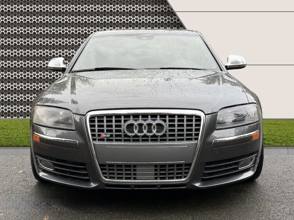 Used 2009 Audi S8 image 8