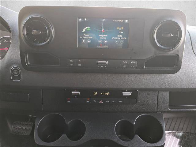 Used 2023 Mercedes-Benz Sprinter 1500 image 15